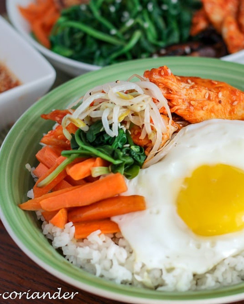 Koreanischer Rice Bowl mit scharfem Sesam Hähnchen image 2