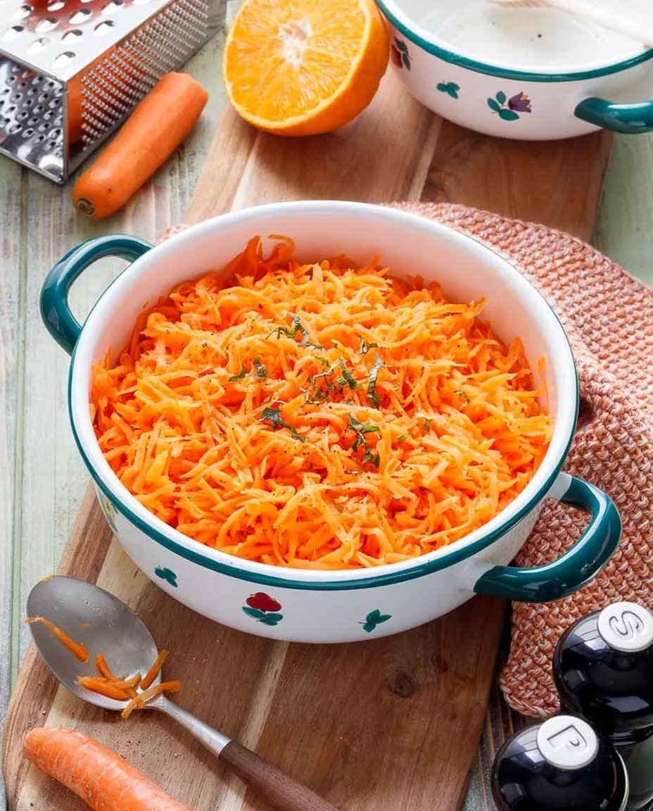 Möhrensalat mit fruchtigem Dressing  - emmikochteinfach.de image 2