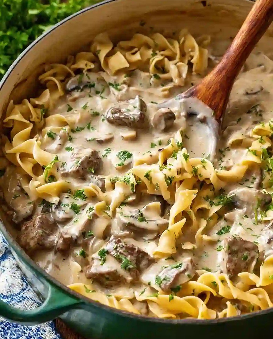 Cremiger Rinderstroganoff aus dem Slow Cooker – Ein einfaches Rezept für die ganze Familie! image 2