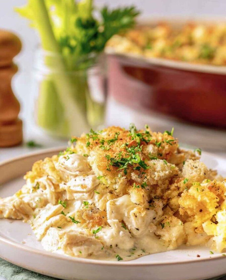 Unwiderstehlicher Hähnchen- und Füllung-Auflauf image 2